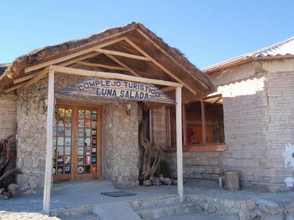 Ξενοδοχείο από... αλάτι: Ξενάγηση στο μαγευτικό Luna Salada [εικόνες] | iefimerida.gr 0