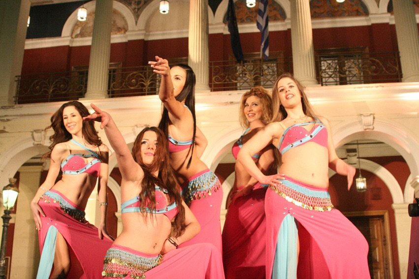 Ξεκίνησε το Πατρινό Καρναβάλι: Χρώματα, νεολαία και χαμόγελα [εικόνες] | iefimerida.gr 2