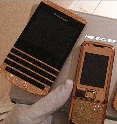 Τα πλουσιόπαιδα της Τεχεράνης δείχνουν την άλλη όψη του Ιράν -Πανάκριβα αυτοκίνητα, τζετ και καλλονές με μπικίνι [εικόνες] | iefimerida.gr 15