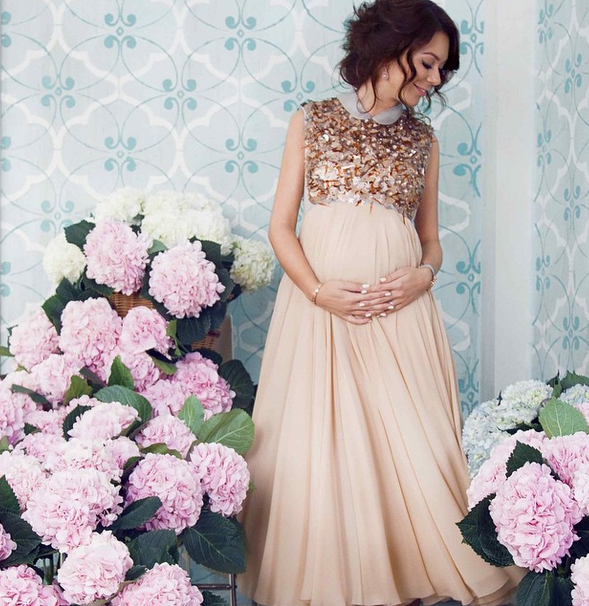 Αλίνα Καλτσίδου: Η κόρη του πλουσιότερου Ελληνα παρέδωσε μαθήματα μόδας κατά την εγκυμοσύνη της -Το απίθανο στιλ της [εικόνες] | iefimerida.gr 2