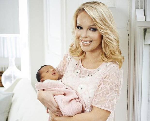 Η 30χρονη καλλονή που δεν το έβαλε κάτω: Στα 24 τής κατέστρεψαν το πρόσωπο με οξύ -Σήμερα είναι παρουσιάστρια εκπομπής [εικόνες] | iefimerida.gr 10