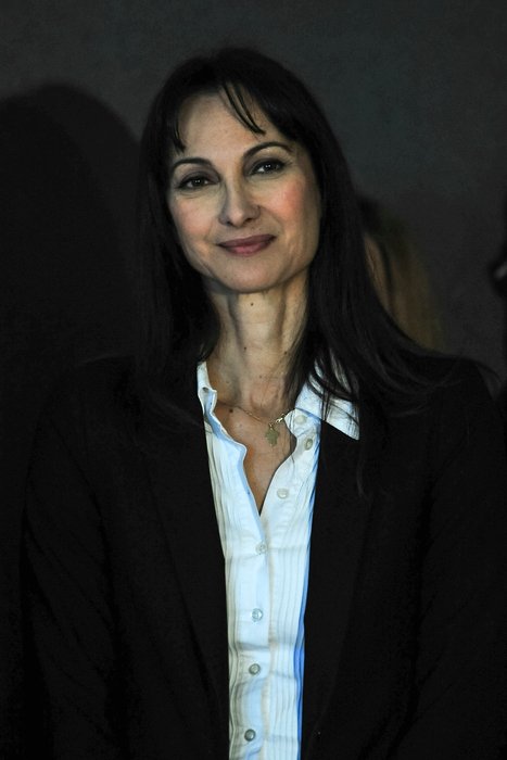 Οταν η όμορφη Ολγα παρέδωσε στην ωραία Ελενα το υπουργείο τουρισμού [εικόνες] | iefimerida.gr 2