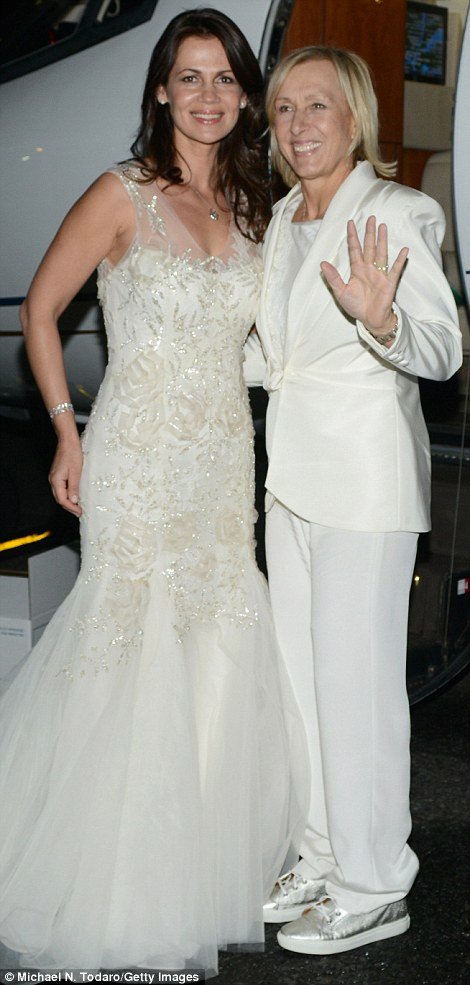 Η σύζυγος της Ναβρατίλοβα -Πρώην Μις Ρωσία, μοντέλο, μητέρα δύο παιδιών και πολύ σέξι [εικόνες] | iefimerida.gr 9