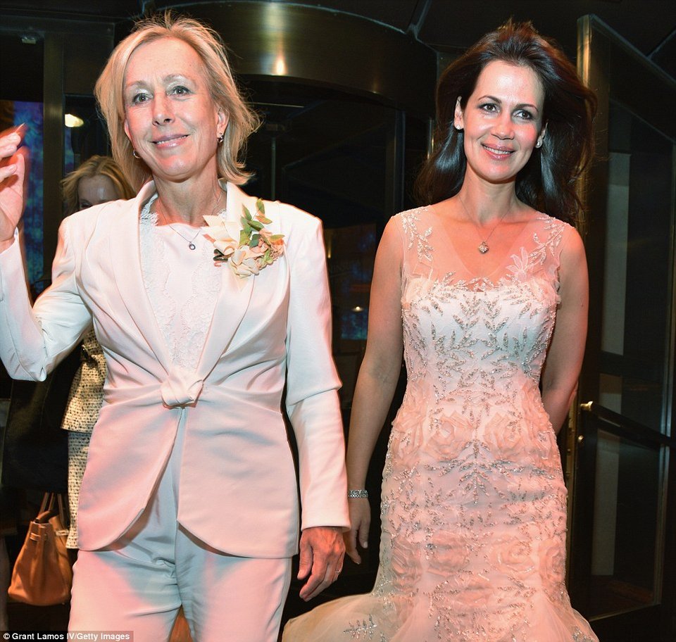 Η σύζυγος της Ναβρατίλοβα -Πρώην Μις Ρωσία, μοντέλο, μητέρα δύο παιδιών και πολύ σέξι [εικόνες] | iefimerida.gr 16