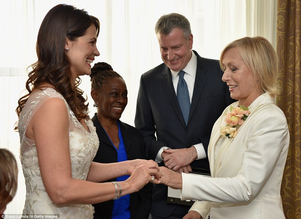 Η σύζυγος της Ναβρατίλοβα -Πρώην Μις Ρωσία, μοντέλο, μητέρα δύο παιδιών και πολύ σέξι [εικόνες] | iefimerida.gr 12