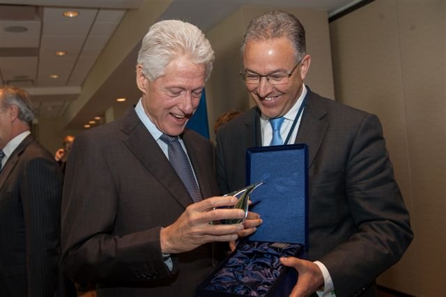 Ο δήμαρχος που είπε σε όποιον δεν αρέσει ο τρόπος ζωής στην Δύση να τα μαζέψει και να πάει να γ@@θει [εικόνες & βίντεο] | iefimerida.gr 2