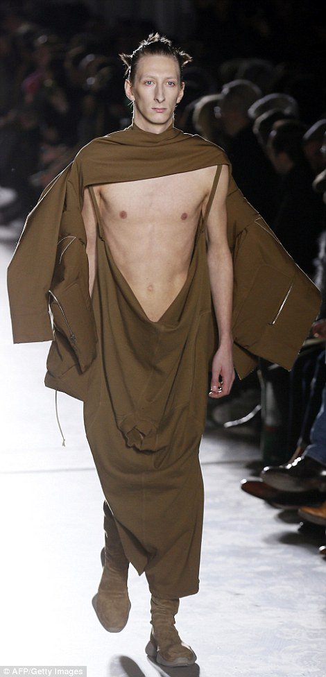 Ανατρεπτική μόδα από το Παρίσι [εικόνες] | iefimerida.gr 2