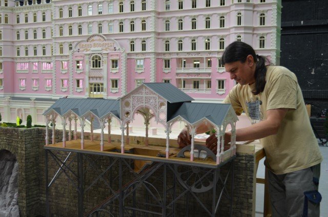 «Ξενοδοχείο Grand Budapest»: Στους χώρους όπου γυρίστηκε η βραβευμένη με Χρυσή Σφαίρα ταινία [εικόνες & βίντεο] | iefimerida.gr 1
