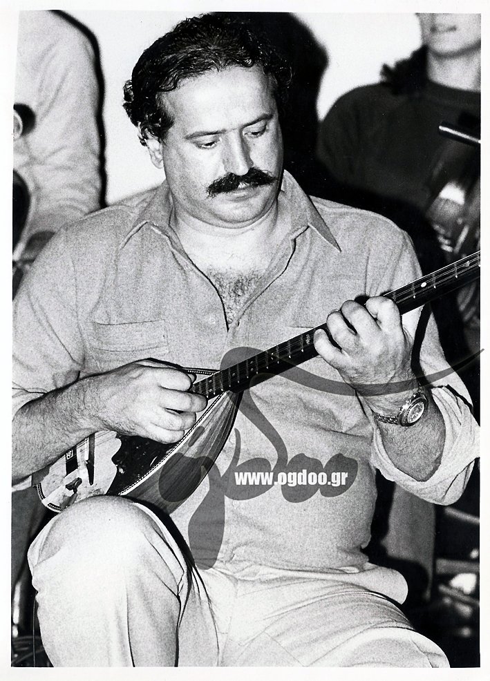 Σίγησε το μπουζούκι του Μπάμπη Γκολέ [βίντεο & εικόνες] | iefimerida.gr 1