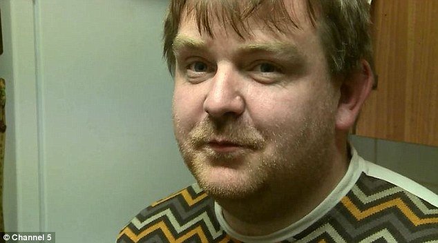 Ενα διαφορετικό ζευγάρι: 61χρονη γιαγιά τρελά ερωτευμένη με 34χρονο -«Το σεξ είναι τέλειο», λέει  [εικόνες] | iefimerida.gr 2