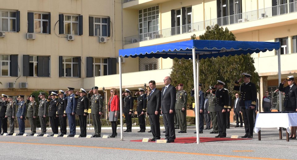 Τιμήθηκαν οι 42 Ελληνες διασώστες του Norman Atlantic [εικόνες] | iefimerida.gr 1