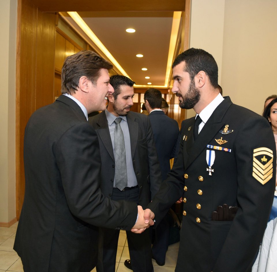 Τιμήθηκαν οι 42 Ελληνες διασώστες του Norman Atlantic [εικόνες] | iefimerida.gr 4