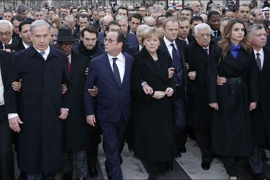 Και η πανέμορφη βασίλισσα Ράνια της Ιορδανίας στην πορεία στο Παρίσι [εικόνες] | iefimerida.gr 9