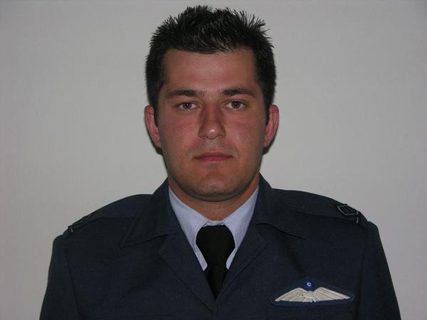 Αυτοί είναι οι δύο Ελληνες που βρήκαν τραγικό θάνατο από τη συντριβή του F-16 στην Ισπανία [εικόνες] | iefimerida.gr 1