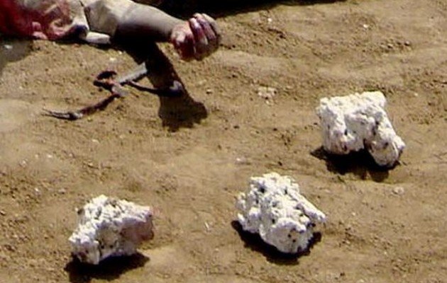 Λιθοβολισμός, σταύρωση, μαστίγωμα, αποκεφαλισμός: Ολες οι απάνθρωπες ποινές για εγκλήματα σε Σαουδική Αραβία-Ισλαμικό Κράτος [εικόνες] | iefimerida.gr 3