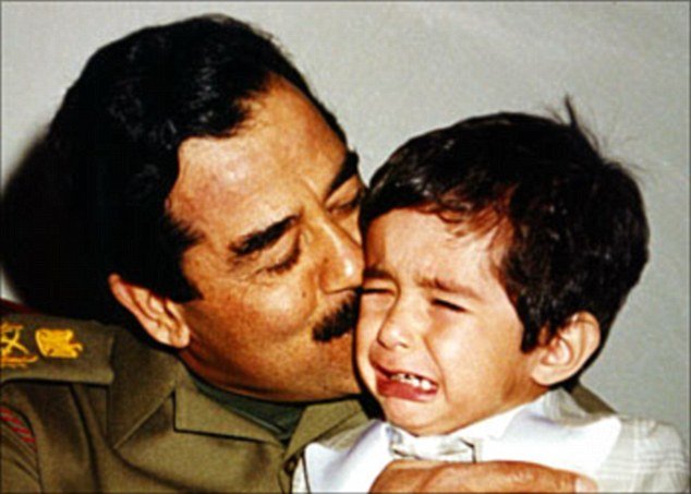 H κόρη του Σαντάμ Χουσεΐν σχεδιάστρια κοσμημάτων: Η χλιδάτη ζωή της στην εξορία [εικόνες] | iefimerida.gr 14