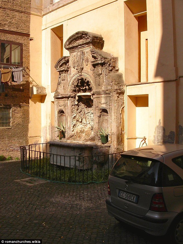 Το «ροζ» μοναστήρι: Μοναχές που έκαναν σεξ με άνδρες και γυναίκες, φόνοι και αποπλάνηση [εικόνες] | iefimerida.gr 3