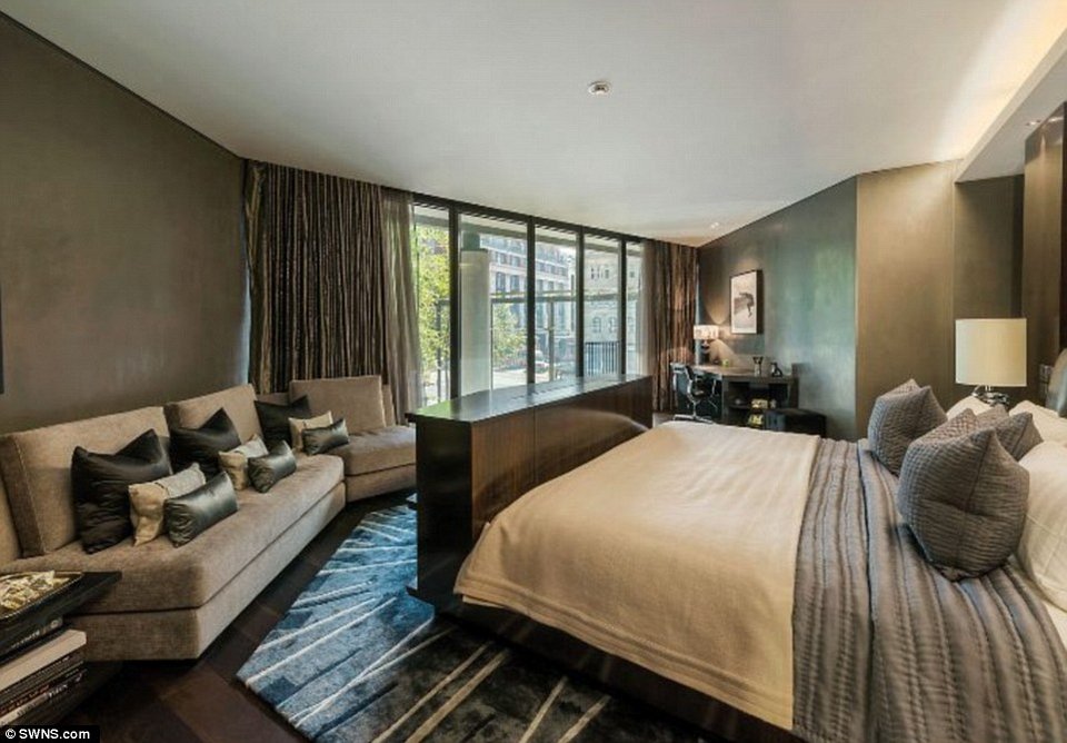 Η πιο ακριβή γκαρσονιέρα της Βρετανίας - Πωλείται επιπλωμένη έναντι 10 εκατ. λιρών [εικόνες] | iefimerida.gr 0