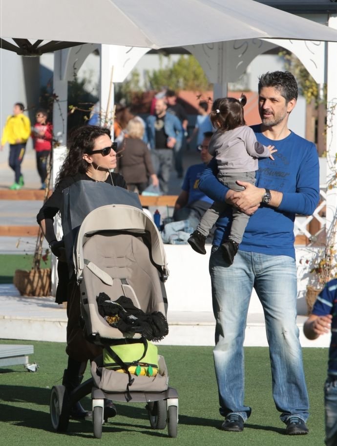 H Ελληνίδα ηθοποιός που είχε 0,01% πιθανότητες να μείνει έγκυος έγινε μητέρα [εικόνες]  | iefimerida.gr 1