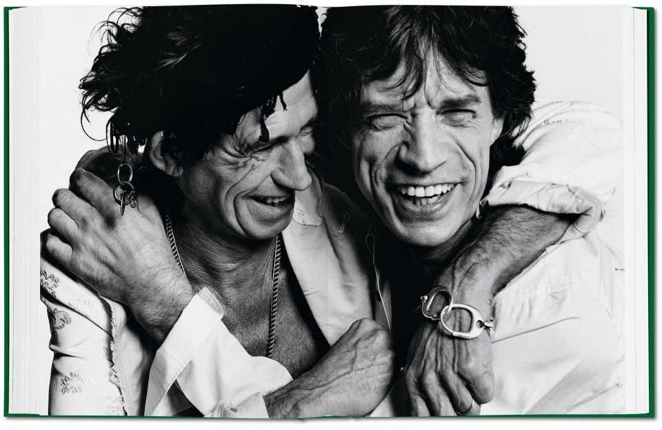 Ο μάγος με την κάμερα στο χέρι –Συγκλονιστικό λεύκωμα της Taschen για τον Mario Testino [εικόνες] | iefimerida.gr 3