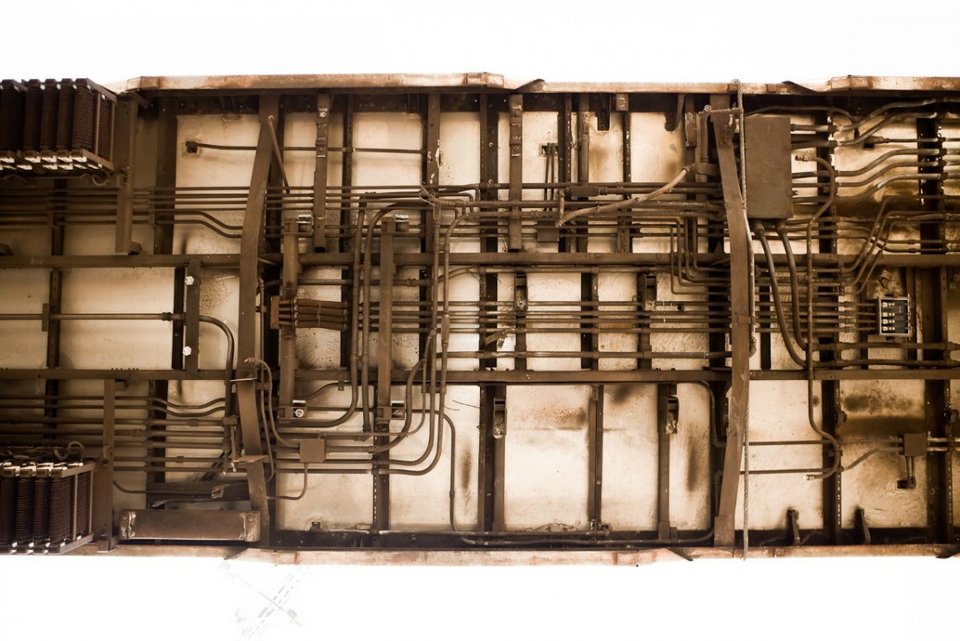 Τι γίνονται τα τρένα όταν γεράσουν -Καρέ καρέ πώς καταλήγουν τα πολυτελή βαγόνια στο βυθό του Ατλαντικού [εικόνες] | iefimerida.gr 3