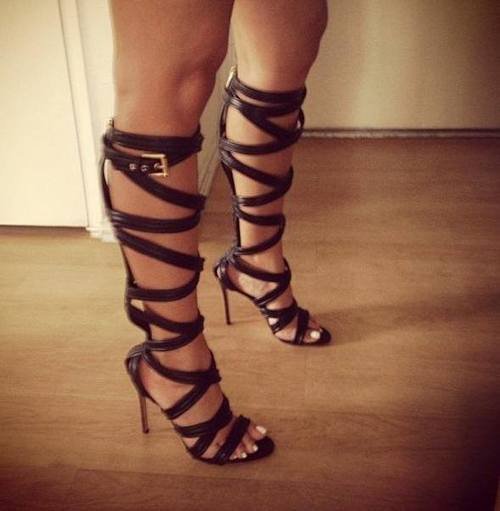 Οι 10 πιο καυτές τάσεις του 2015 -Ολα όσα προστάζει η μόδα, τι κρατάμε, τι πετάμε [εικόνες] | iefimerida.gr 19