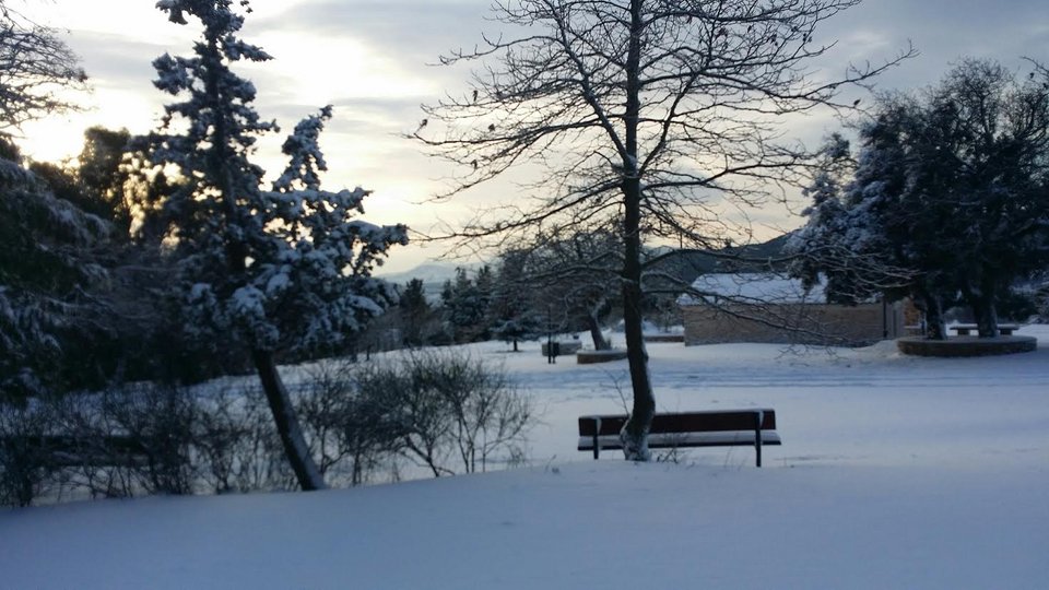 Η άγνωστη λίμνη «έκπληξη» σε απόσταση μισής ώρας από την Ομόνοια -Δημιουργήθηκε κατά... λάθος και θυμίζει Αλπεις [εικόνες] | iefimerida.gr 17