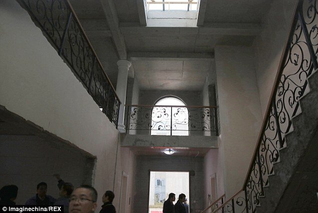 Ολα αλλάζουν ραγδαία: Στην Κίνα χτίζουν βίλες με 3D εκτυπωτή [εικόνες] | iefimerida.gr 1