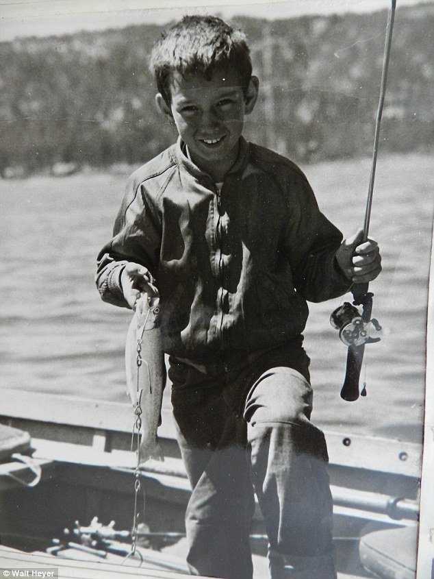 Στα 42 του παράτησε την οικογένειά του και έγινε γυναίκα -Στα 50 του το μετάνιωσε και ξανάγινε άνδρας [εικόνες] | iefimerida.gr 0