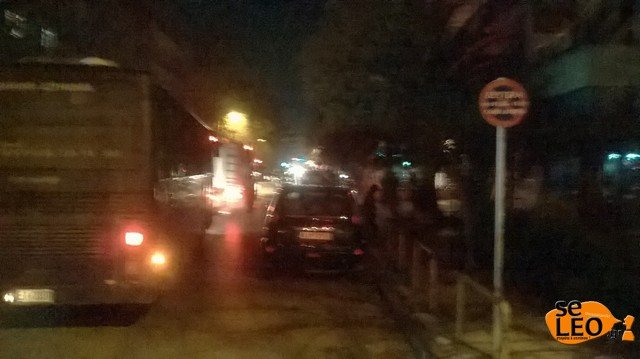 Θεσσαλονίκη: Επίθεση με μολότοφ στο Αστυνομικό Τμήμα στο Χαριλάου [εικόνες & βίντεο] | iefimerida.gr 1