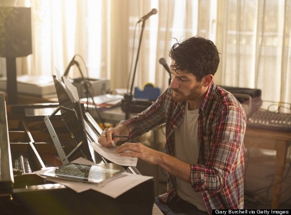 Πέντε λόγοι για να μην εγκαταλείψουμε την χειρόγραφη γραφή [εικόνες] | iefimerida.gr 2
