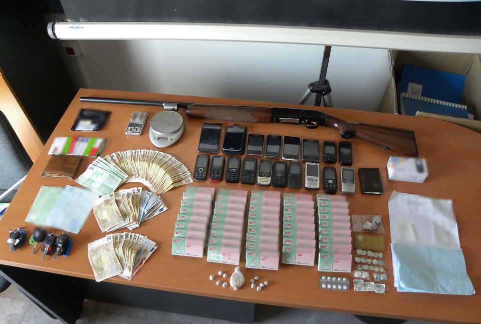 Εξάρθρωση πολυπλόκαμων κυκλωμάτων διακίνησης ναρκωτικών -120 άτομα εμπλέκονται [εικόνες & βίντεο] | iefimerida.gr 3