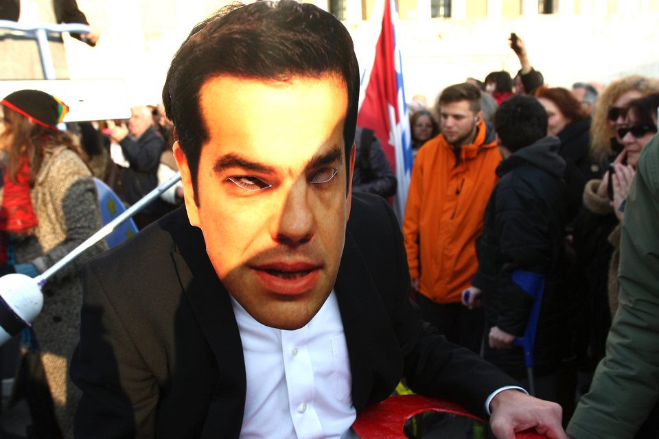 Χιλιάδες κόσμου στο Σύνταγμα στη συγκέντρωση αλληλεγγύης [εικόνες] | iefimerida.gr 10