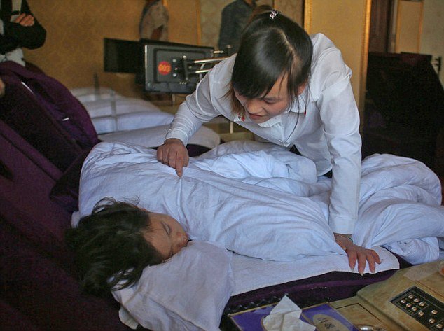 Συνέβη και αυτό: Αφησε την εγγονή του ενέχυρο σε σπα γιατί δεν είχε να πληρώσει [εικόνες] | iefimerida.gr 5