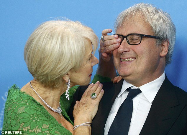 Καρέ-καρέ η τούμπα της Ελεν Μίρεν[εικόνες] | iefimerida.gr 10