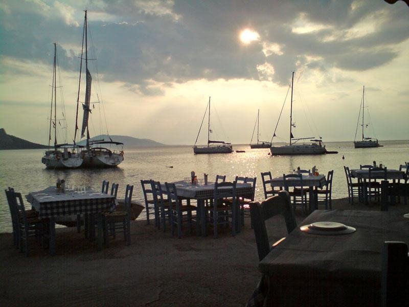 Απόδραση στην Αίγινα για τον Τσίπρα την Καθαρά Δευτέρα -Πώς πέρασε τα Κούλουμα [εικόνες] | iefimerida.gr 1