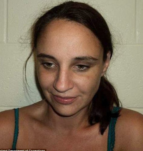 Τα πρόσωπα της φυλακής: Πόσο άλλαξαν 5 γυναίκες κατά τη διάρκεια της κάθειρξής τους [εικόνες] | iefimerida.gr 5