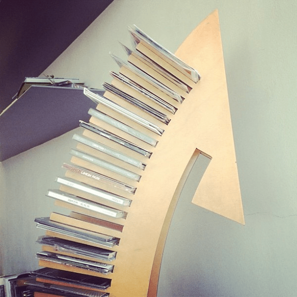 Το εξοχικό του Γιάνη Βαρουφάκη στην Αίγινα [εικόνες] | iefimerida.gr 6