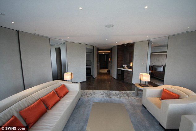 Τα πολυτελή διαμερίσματα, των 2 εκατ. ευρώ., με θέα τον ωκεανό που έχει διακοσμήσει ο Αρμάνι [εικόνες] | iefimerida.gr 3