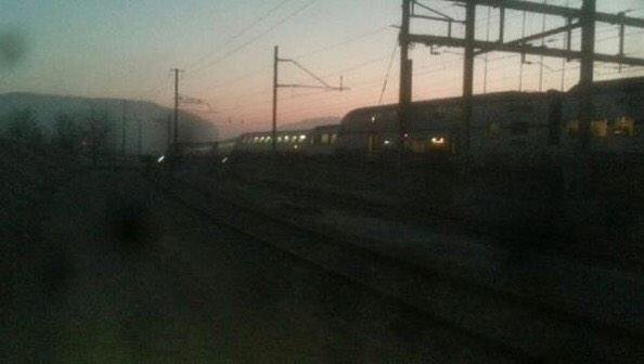 Σύγκρουση τρένων με τουλάχιστον 50 τραυματίες βόρεια της Ζυρίχης [εικόνες & βίντεο] | iefimerida.gr 11