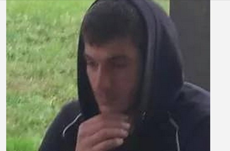 Θρίλερ με τον 20χρονο φοιτητή -Η φωτογραφία με τα ρούχα που φορούσε την ημέρα που εξαφανίστηκε [εικόνες] | iefimerida.gr 0