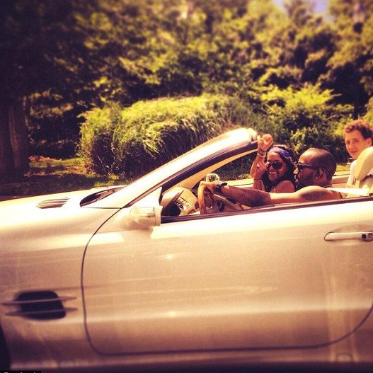 Η ερωτική σχέση της κόρης της Γουίτνεϊ Χιούστον με τον αδελφό της και τα  τραύματα στο σώμα της [εικόνες] | iefimerida.gr 7