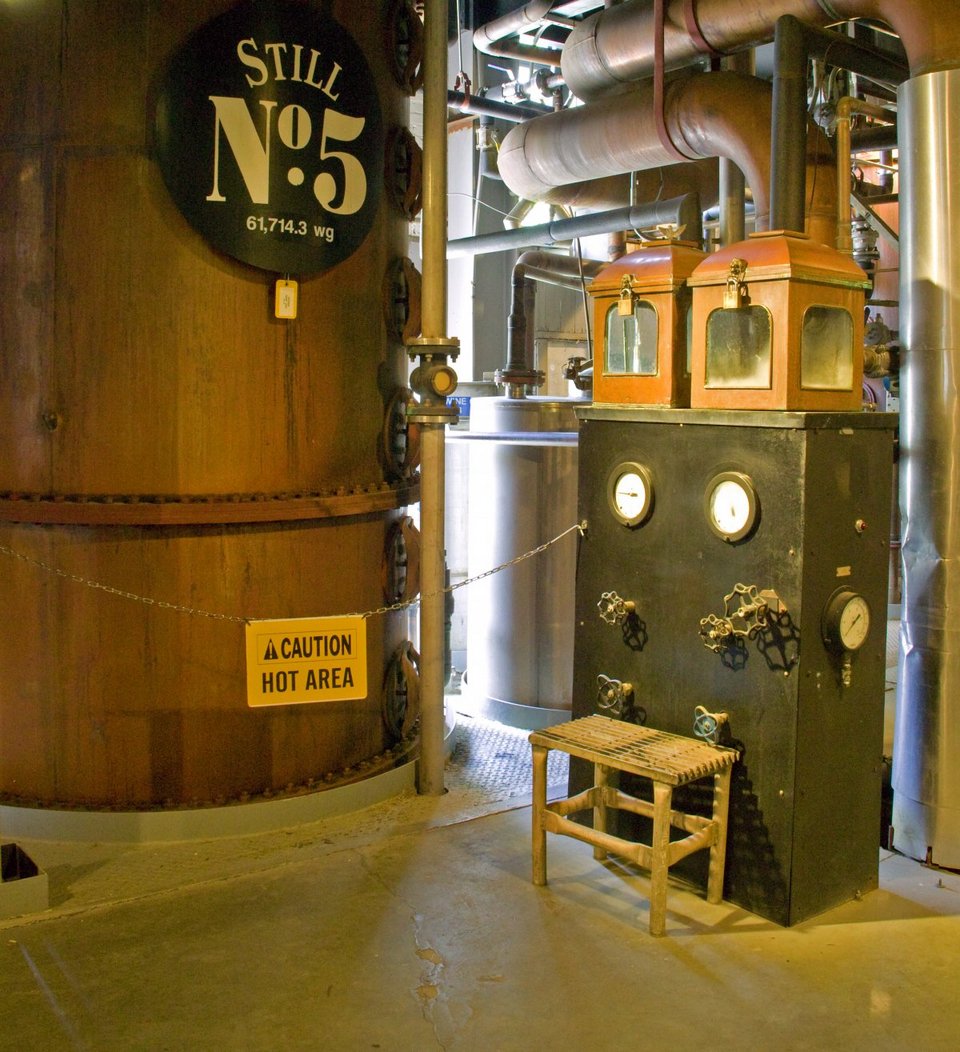 Καρέ καρέ πώς φτιάχνεται το ουίσκι Jack Daniel's -Η απίστευτη διαδικασία [εικόνες] | iefimerida.gr 10