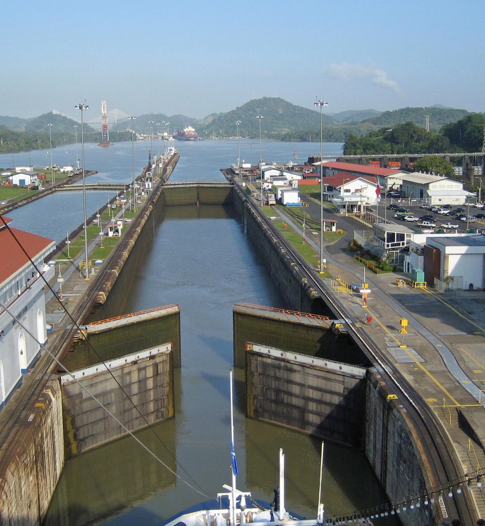Συγκλονιστική εμπειρία: Το πέρασμα από τη Διώρυγα του Παναμά -Τα πλοία ανυψώνονται, περνούν πάνω από τη στεριά και ξαναπέφτουν στον ωκεανό [εικόνες & βίντεο] | iefimerida.gr 9