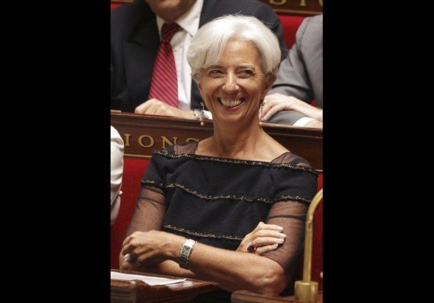 H Λαγκάρντ φόρεσε δερμάτινο για να αρέσει στον Βαρουφάκη [εικόνες] | iefimerida.gr 6