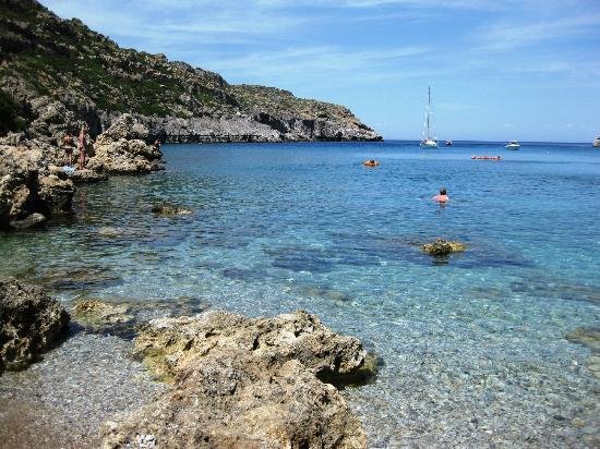 Μια σεληνιακή, μια... σέξι, μα όλες με διάφανα νερά -Οι 10 ελληνικές παραλίες που συγκινούν τον πλανήτη [εικόνες] | iefimerida.gr 8