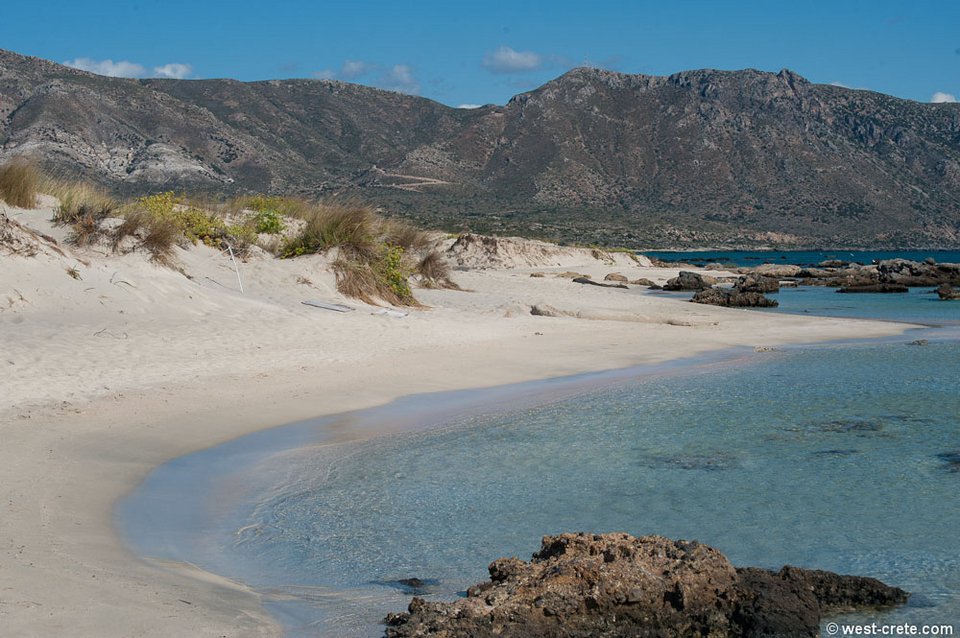 Η ελληνική παραλία που έκανε τους τουρίστες να παραληρούν: Στη λίστα με τις 10 ομορφότερες του κόσμου [εικόνες] | iefimerida.gr 19