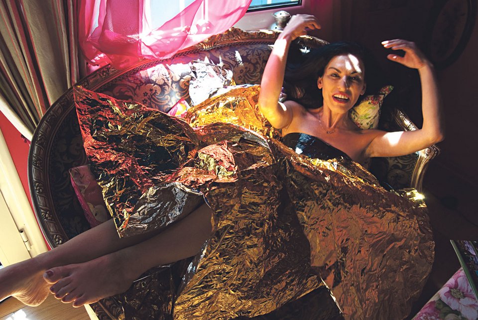 Ελένη Ψυχούλη: Είμαι ερωτευμένη, μένω σε ένα καλύβι 20 τ.μ. [εικόνες] | iefimerida.gr 2