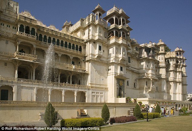 Οταν παντρεύεται ένας μεγιστάνας - Η αποθέωση της χλιδής και του κιτς που κόστισε 15 εκατ. λίρες [εικόνες] | iefimerida.gr 7