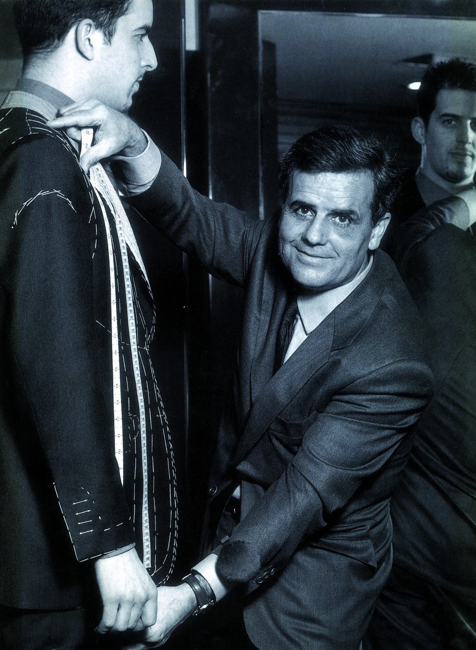 O ράφτης που άλλαξε το ντύσιμο του Αλέξη Τσίπρα [εικόνες] | iefimerida.gr 4